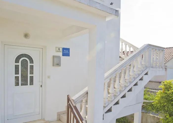 Sea View, Modern & Spacious 아파트 *