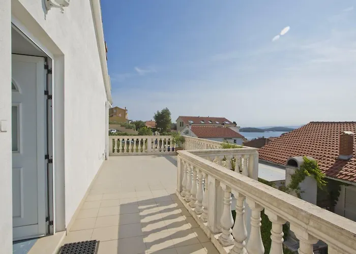 아파트 Sea View, Modern & Spacious *