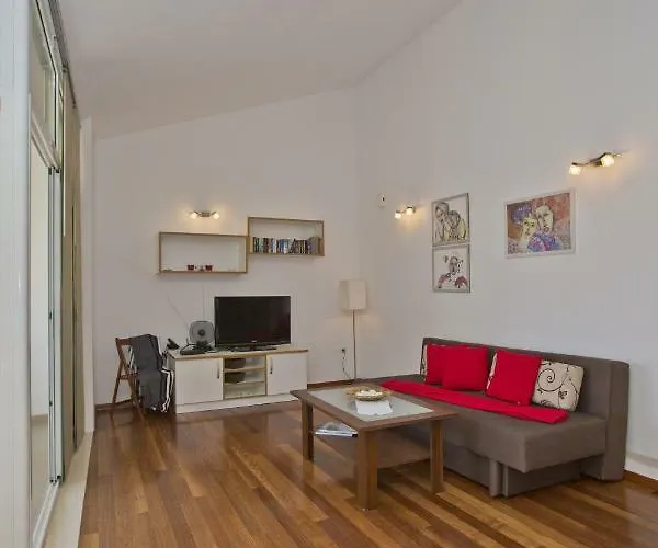 아파트 Sea View, Modern & Spacious *