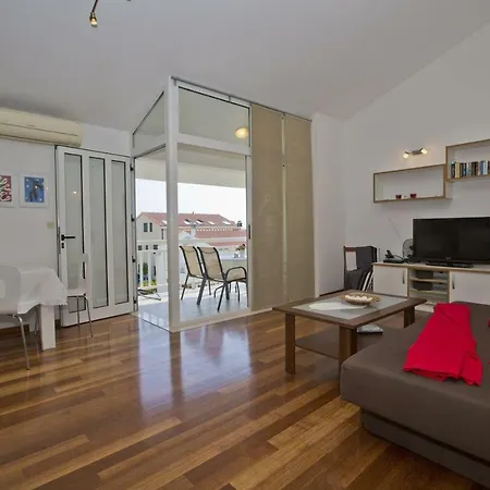 Apartamento Sea view, modern&spacious apartment *
