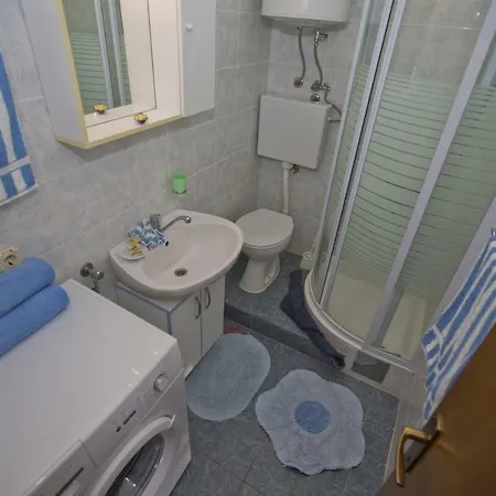 Sea view, modern&spacious apartment Hvar Town