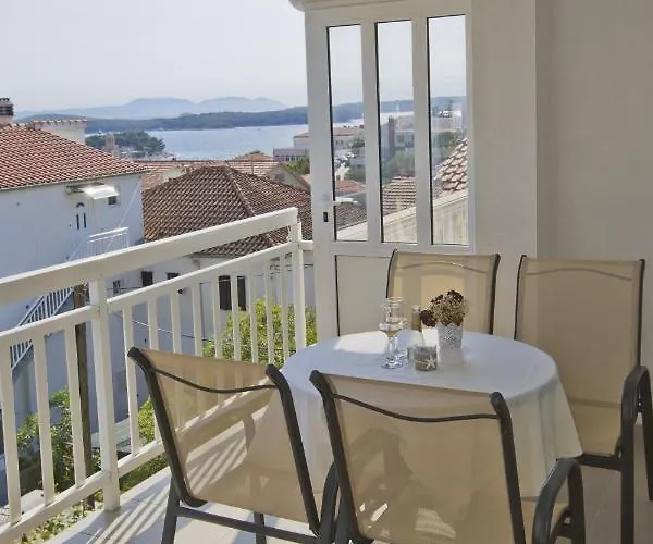 Apartman Sea View, Modern & Spacious Hvar Town